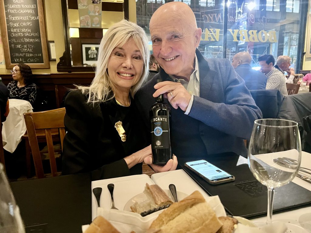 Viviana &amp; Valentino @ Bobby Van&rsquo;s Park Ave